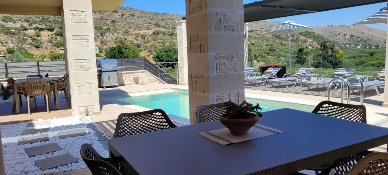 Splendid Villas And Family Resort Kalamitsi Amygdali Exterior photo